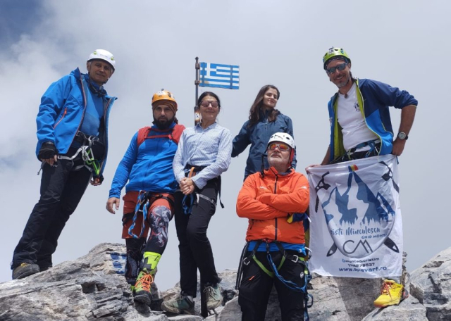 tura-pe-olimp-cristi-minculescu1