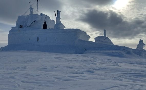 corabia din muntii bucegi